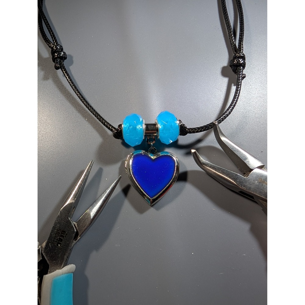 Handmade Heart Mood Locket Necklace Adjustable Black Cord Blue Beads Y2K Boho